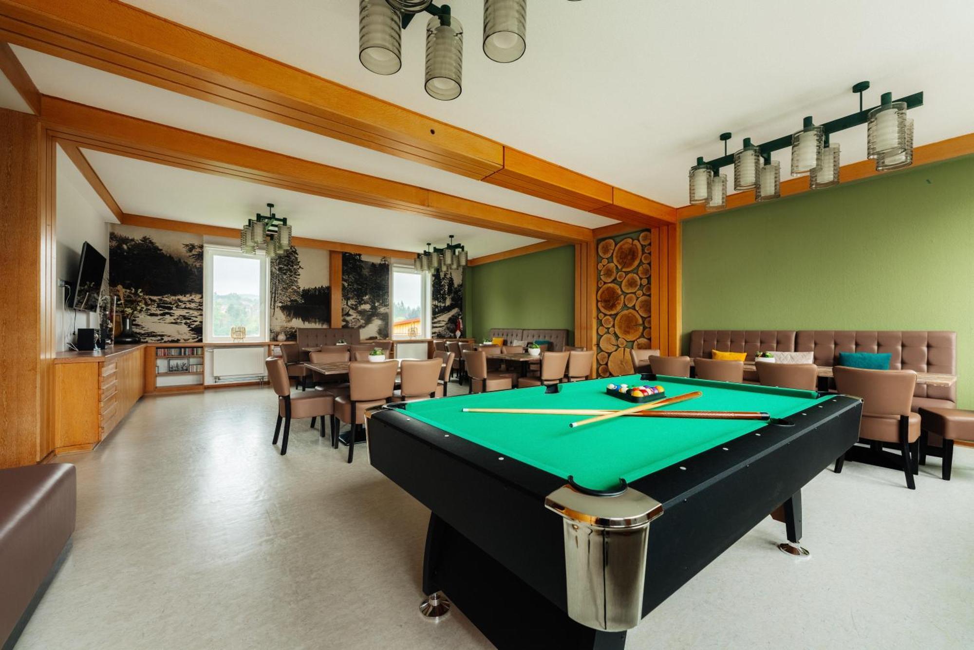 Haus Sonnblick - Gruppenhaus - Bis Zu 42 Personen - Grosser Gemeinschaftsbereich - Billiard - Soccer - Dart - Garten ブラウンラーゲ エクステリア 写真